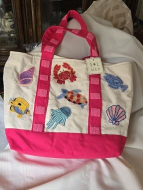 24HR SALE...RARE NWT Sol and Mer Canvas Beaded Sea Creatures Tote